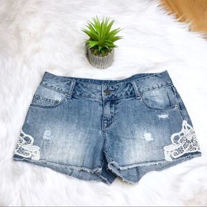 𝅺american Rag Motif Cutoff Raw Hem Jean Shorts